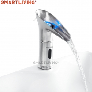 Vòi cảm ứng smartliving YM-108