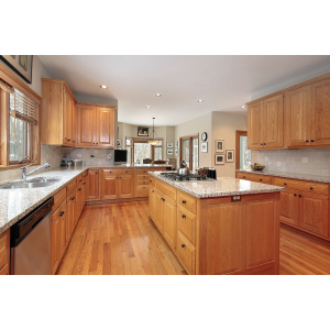 Tủ bếp chữ U gỗ sồi Nga có quầy bar NV-5003